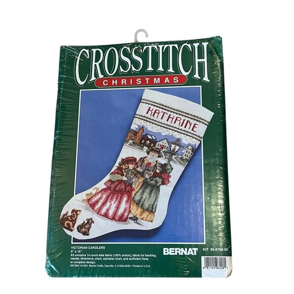 Vtg 1992 Bernat Cross Stitch Christmas Stocking Kit Victorian Carolers 9x16” USA - Picture 1 of 4